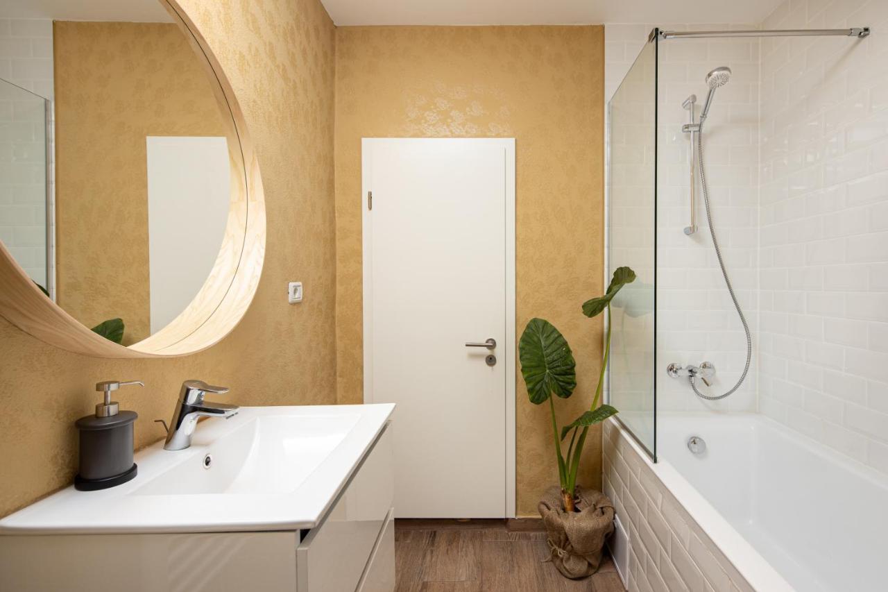 Casa269B - Cozy House With Scandinavian Design Moieciu de Jos Exteriör bild